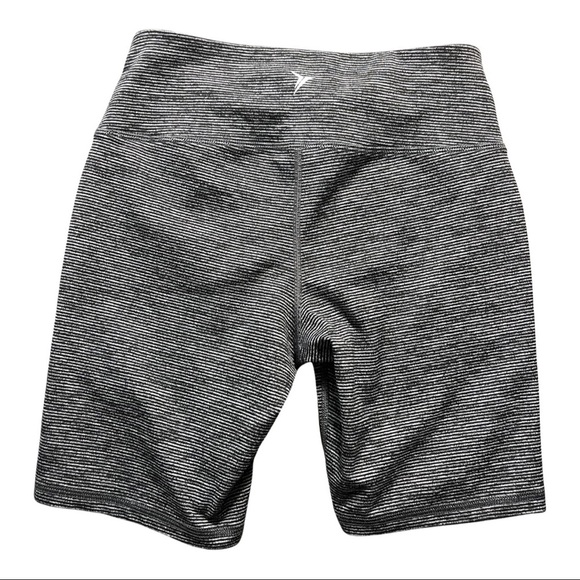 Old Navy Active Go-Dry Bike Shorts - Picture 2 of 3